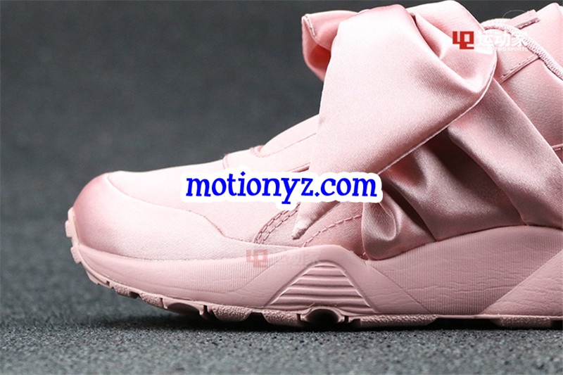 Rihanna x Puma Fenty Bow Pink Sneaker